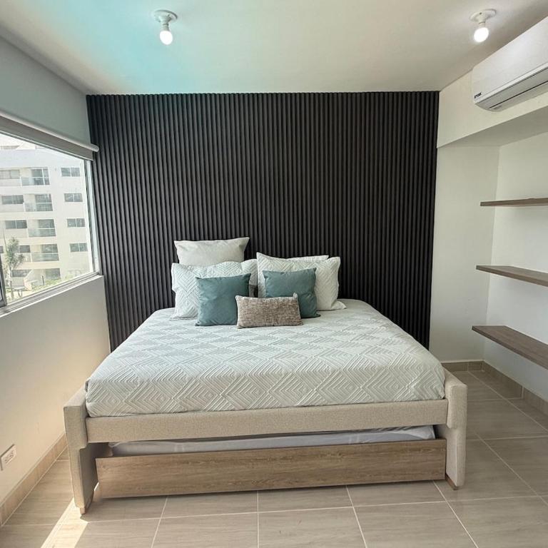 Coastal Comfort Trevi 2BR 2BA - Two-Bedroom Apartment - 2