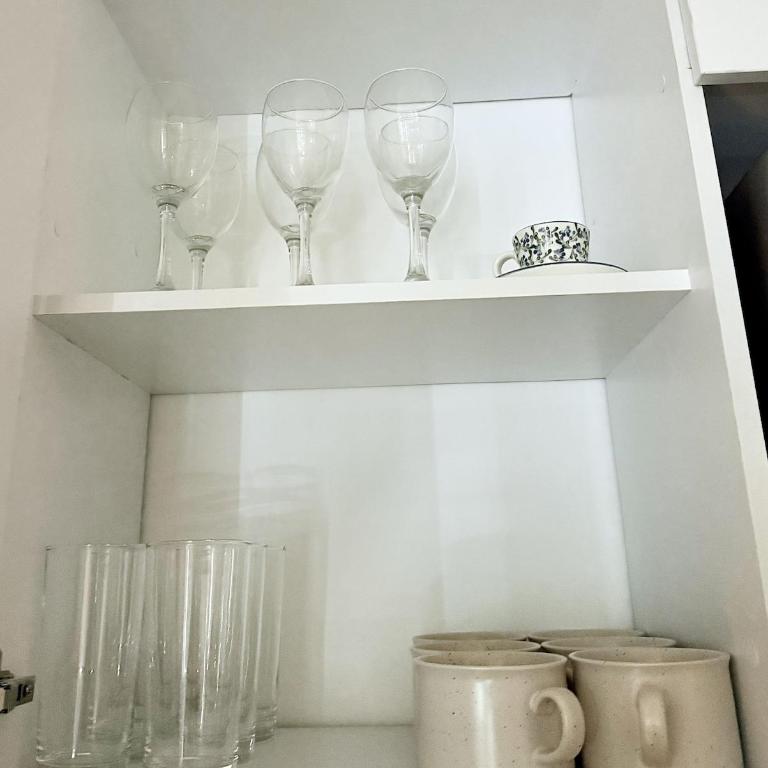 Coastal Comfort Trevi 2BR 2BA - Two-Bedroom Apartment - 6