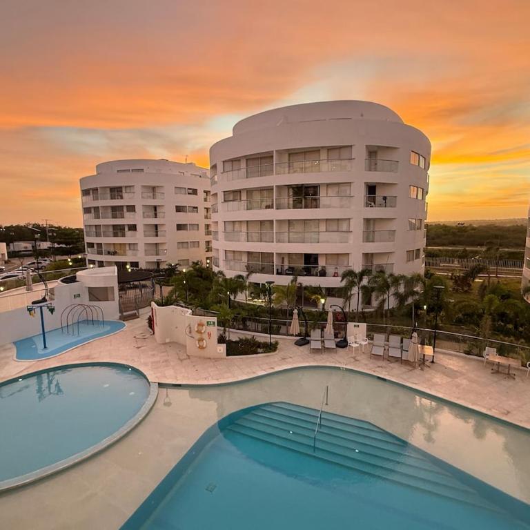 Coastal Comfort Trevi 2BR 2BA - Two-Bedroom Apartment - 7