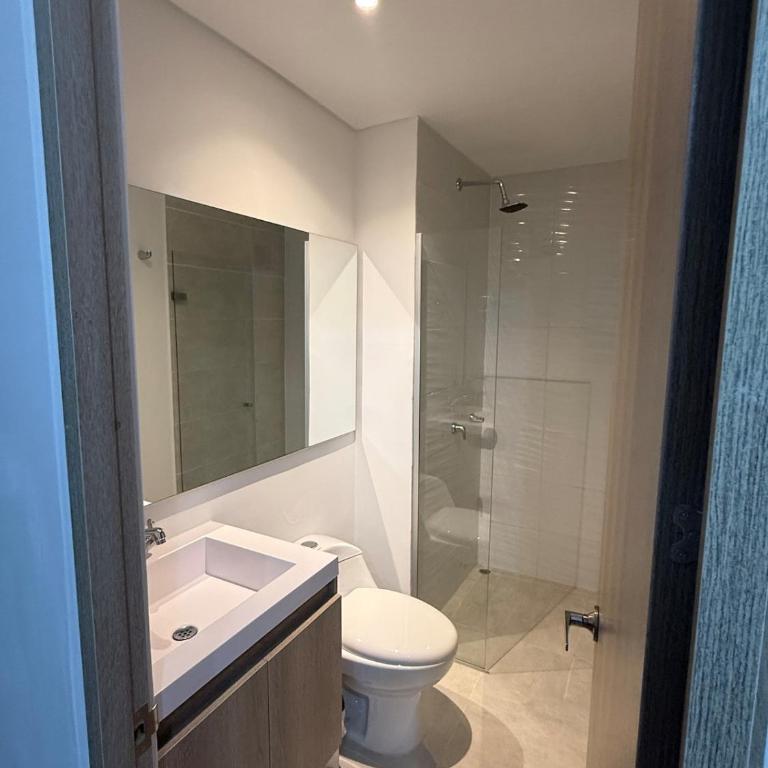 Coastal Comfort Trevi 2BR 2BA - Two-Bedroom Apartment - 12