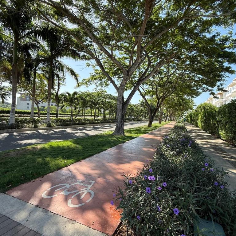 Coastal Comfort Trevi 2BR 2BA - Two-Bedroom Apartment - 20