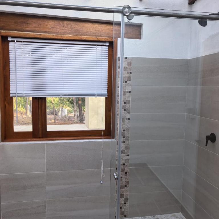 Entrepinos Villa Alegría - Suite Deluxe con cama extragrande - 1