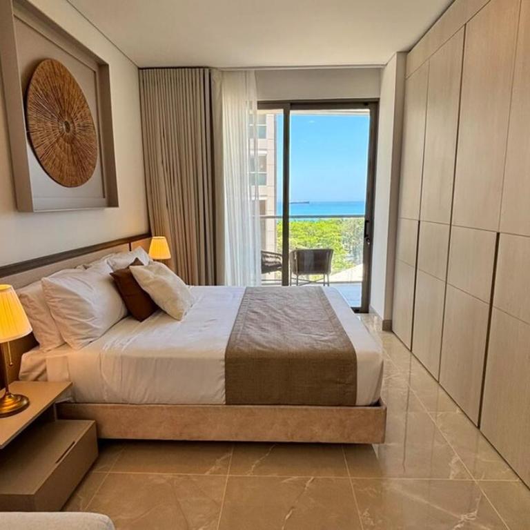 Apartamento Con Balcón y Vista Lateral Al Mar - Apartamento de 2 dormitorios - 7