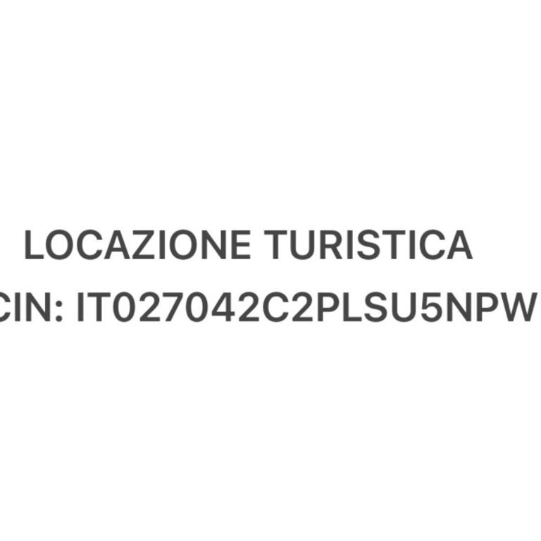  - Room #1715996501 - 18