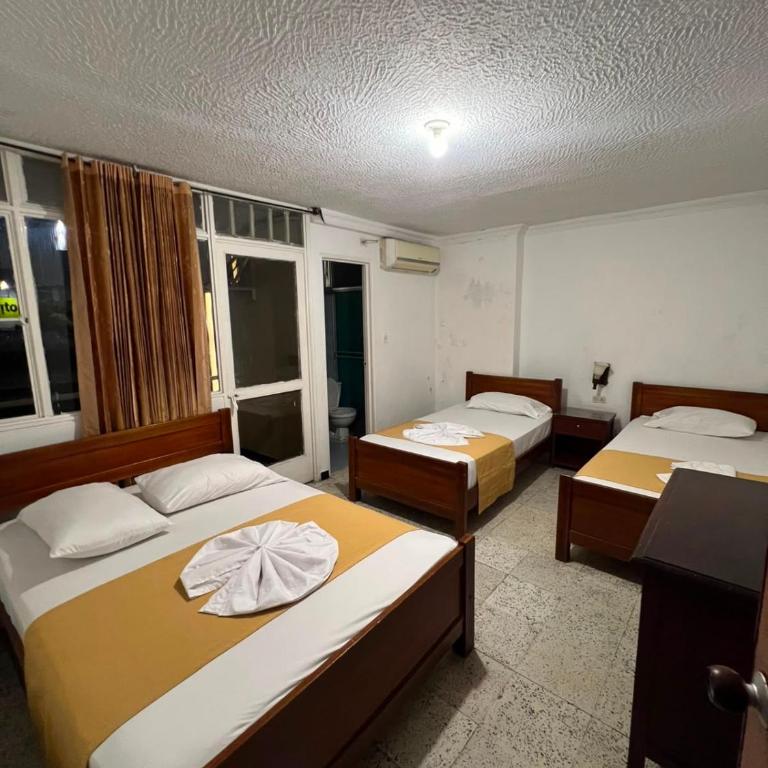 Hotel Cusiana - Habitación Triple con balcón - 1