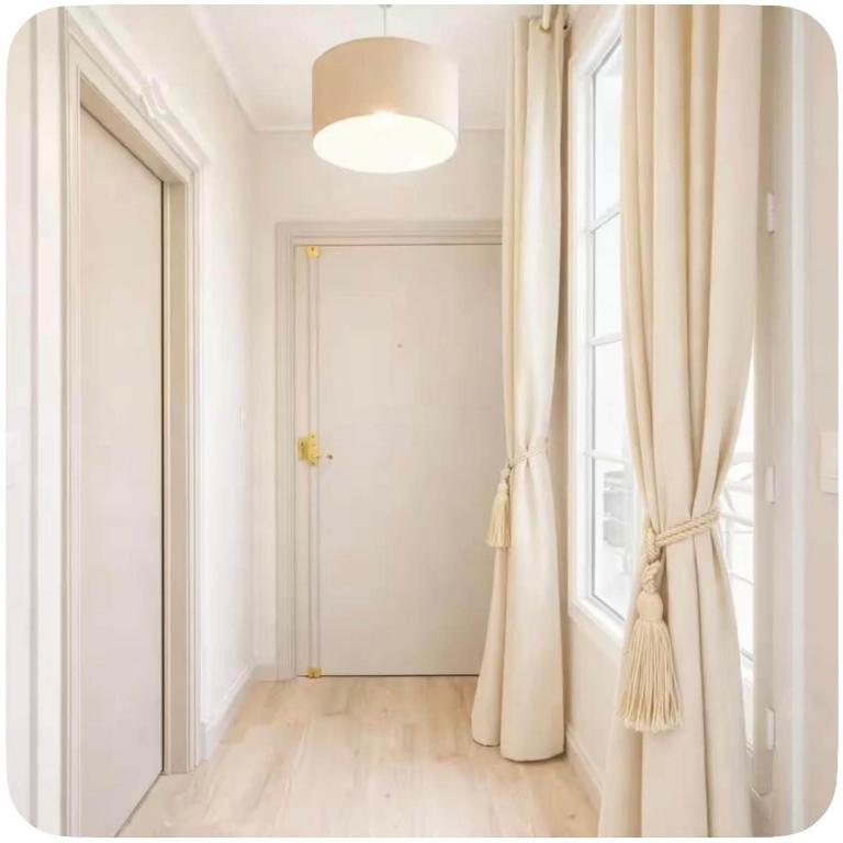 Chic Apartment in Passy Steps from the Seine & Trocadero - Appartement - 14