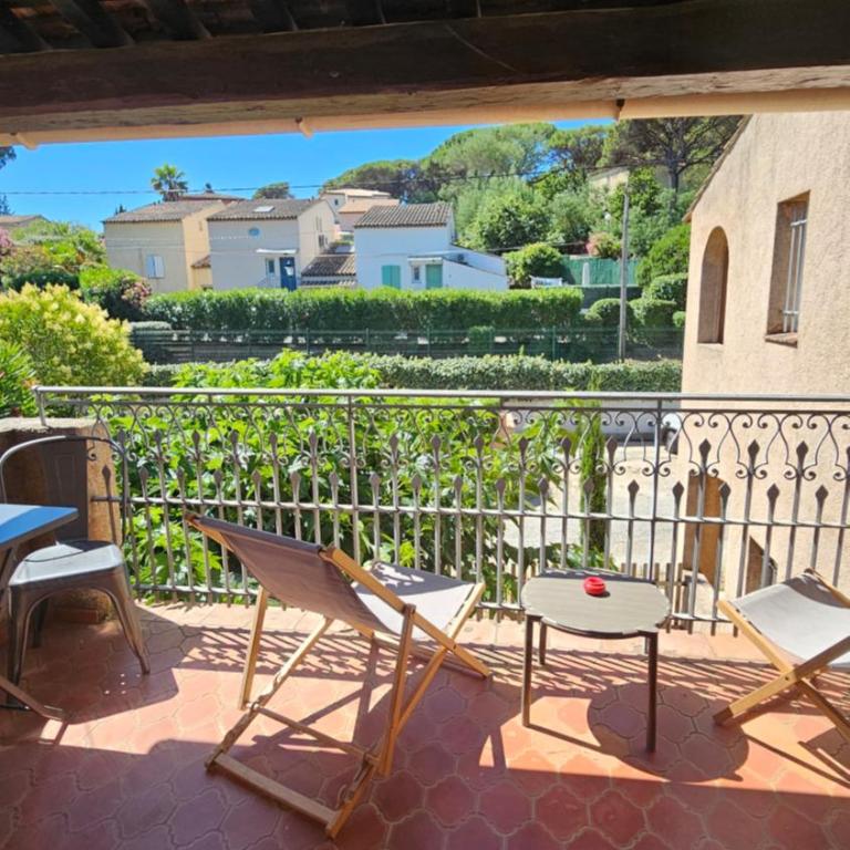 Li Cabanoun, Studios au Soleil Issambres Sainte-Maxime à 3min de la plage à pied - Studio mit Balkon - 17