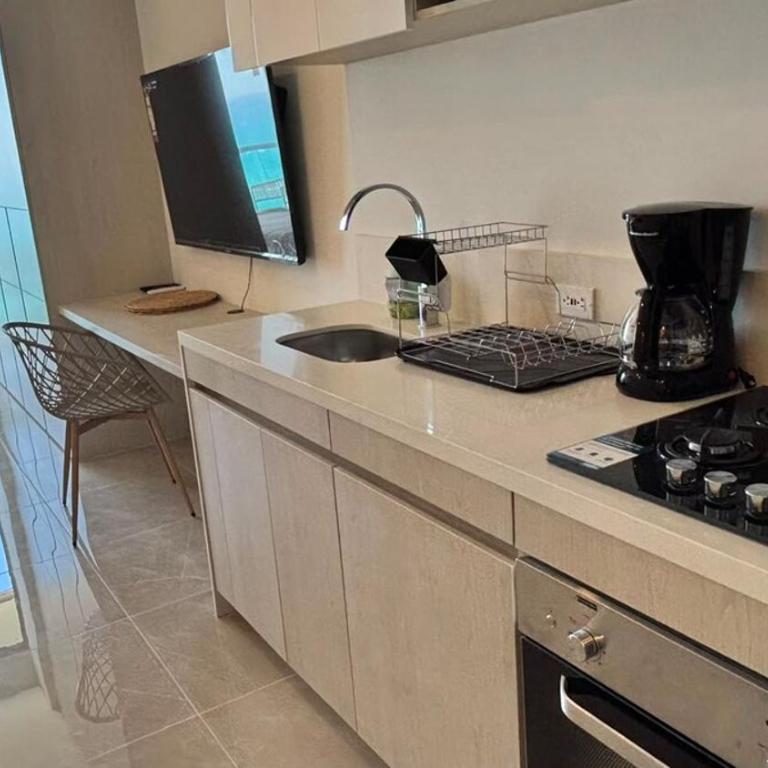 Apto con vista lateral al Mar, a pasos de la playa - Apartamento de 2 dormitorios - 12