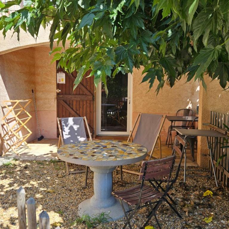 Li Cabanoun, Studios au Soleil Issambres Sainte-Maxime à 3min de la plage à pied - Studio mit Terrasse - 6