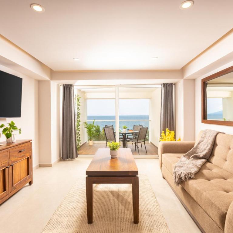 Serene Beachfront Escape Includes Delicious Breakfast - One-Bedroom Apartment - 6