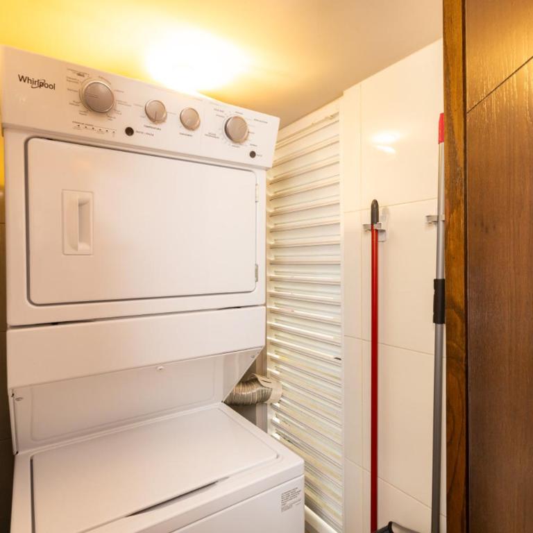 Serene Beachfront Escape Includes Delicious Breakfast - One-Bedroom Apartment - 16