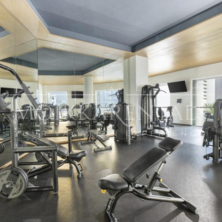 Serene Beachfront Escape Includes Delicious Breakfast - One-Bedroom Apartment - 41