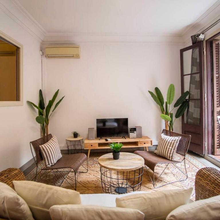 P2sal1071- Elegant Apartment in Carrer de Salinas - Apartment - 2