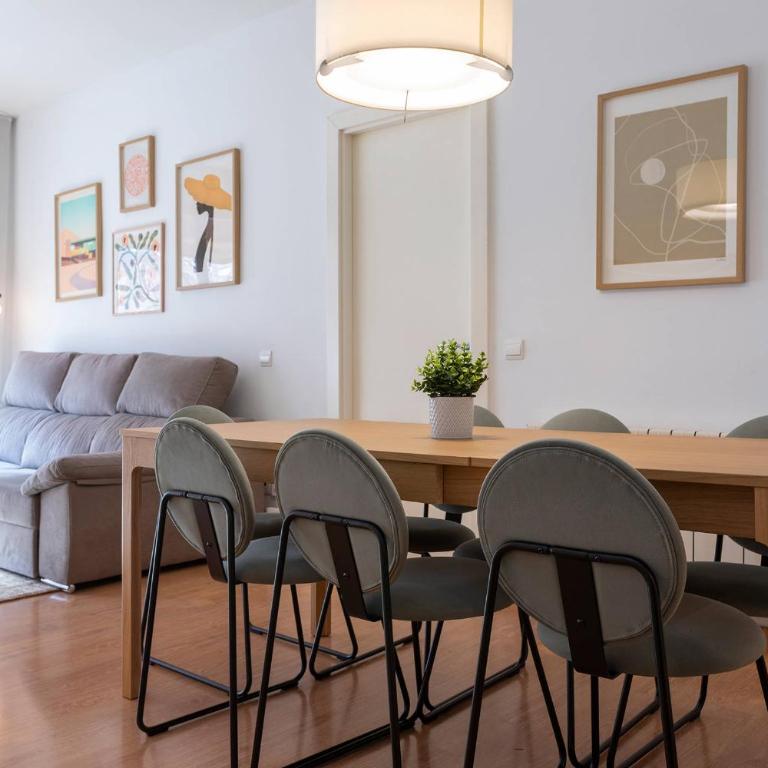11JOG1036 - Huge bright flat near Train Station - Apartment - 11