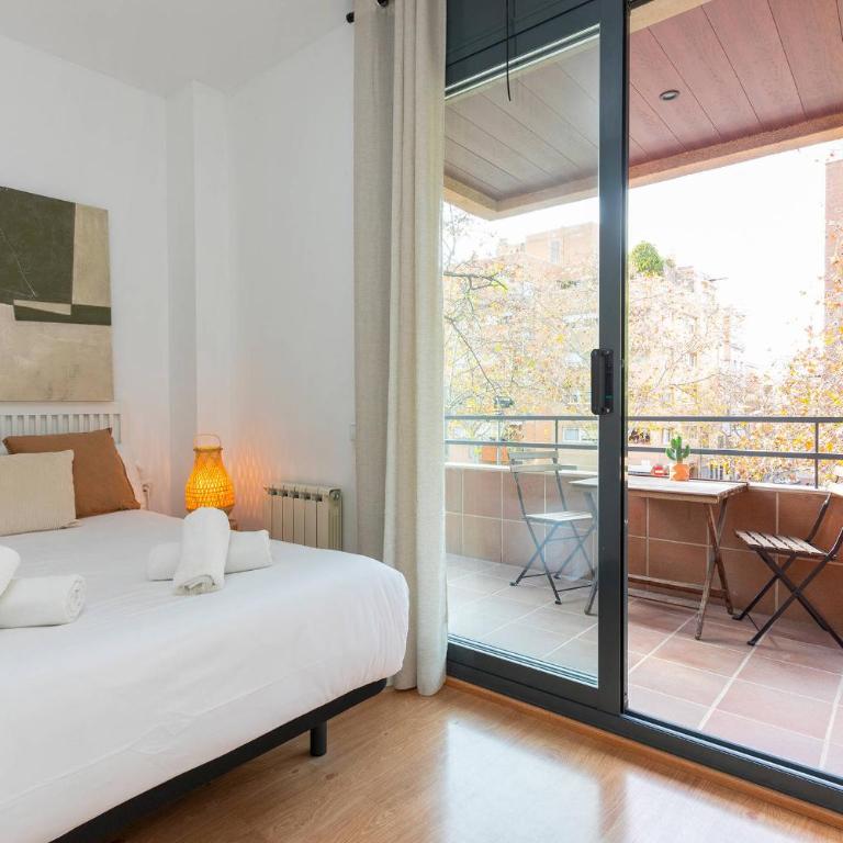 11JOG1036 - Huge bright flat near Train Station - Apartment - 24