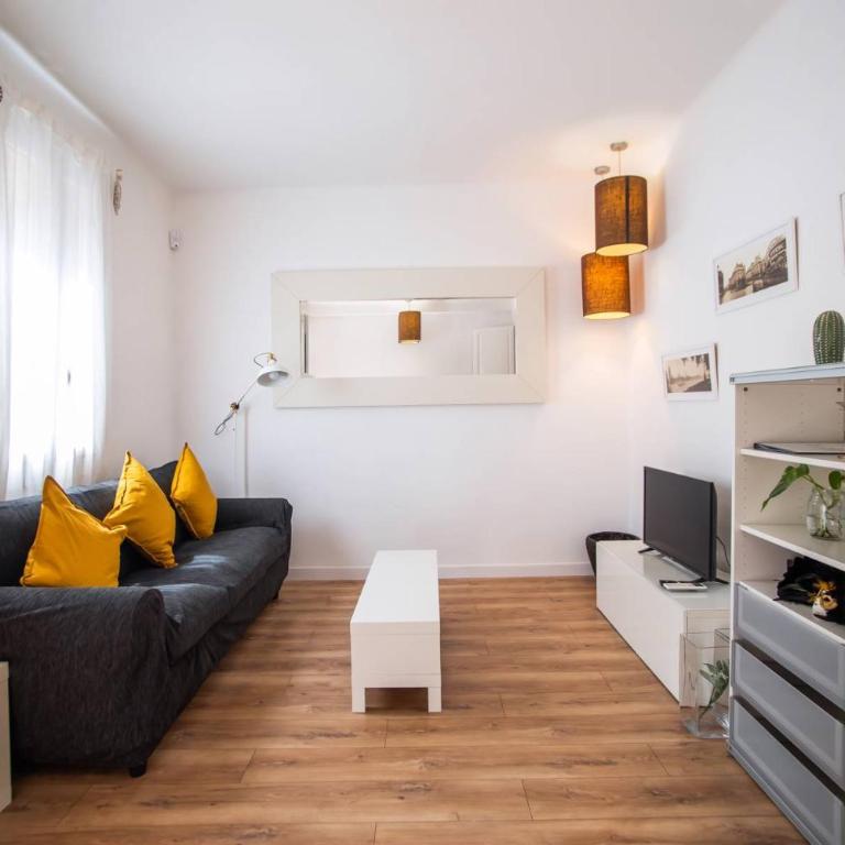 P2VIIV1042 Modern & Cozy Apartment Poble Sec - Apartamento con balcón - 3