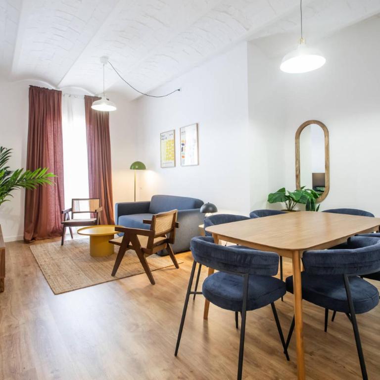 33PAR1094 - Magnific 2BR Flat in Poble Sec - Apartment - 1