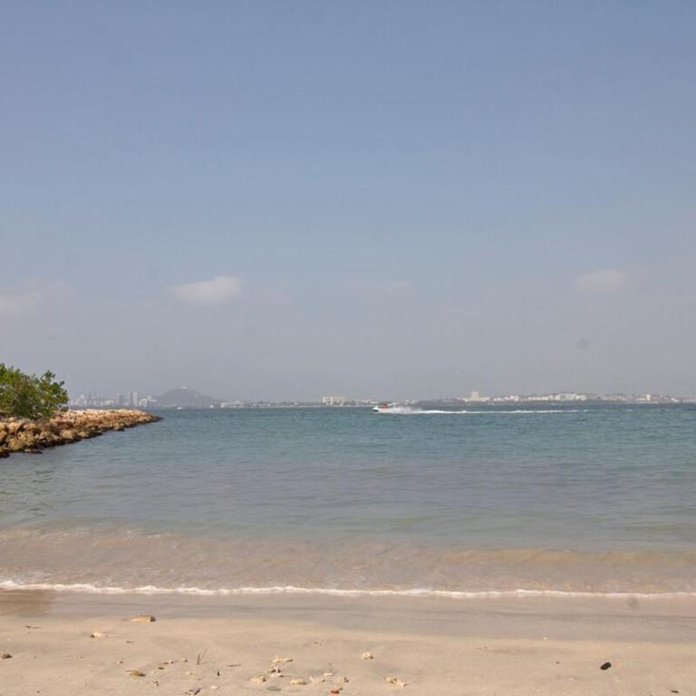 CASA BLANCA EN LA iSLA A 15 MIN DE CARTAGENA - Casa de 2 dormitorios - 2