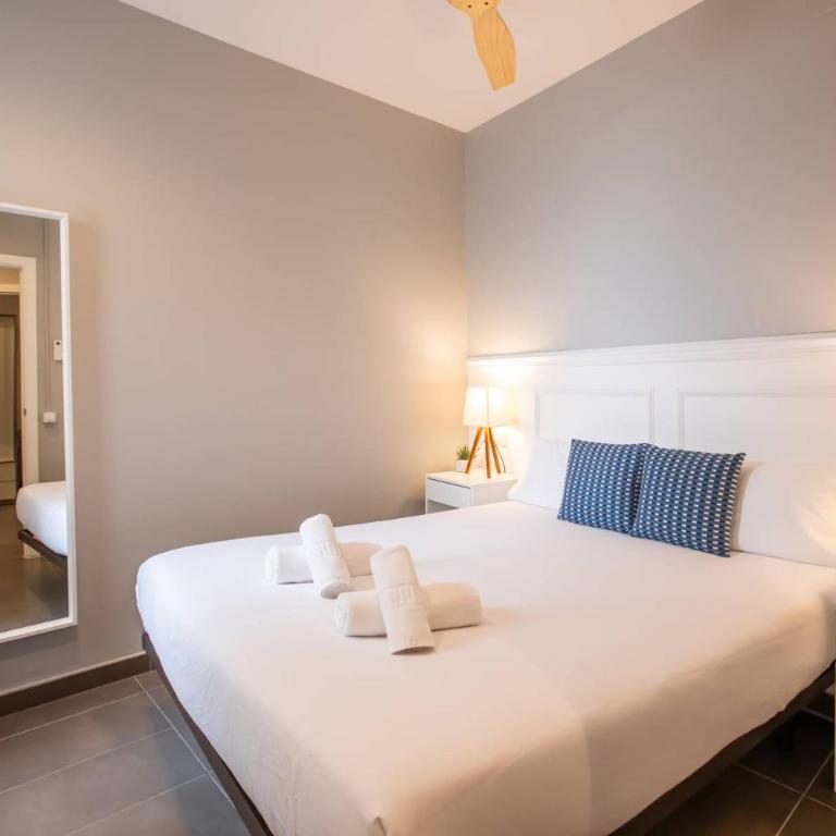 33MAL1082- Big 3br apartment near Sagrada Familia - Apartamento - 3