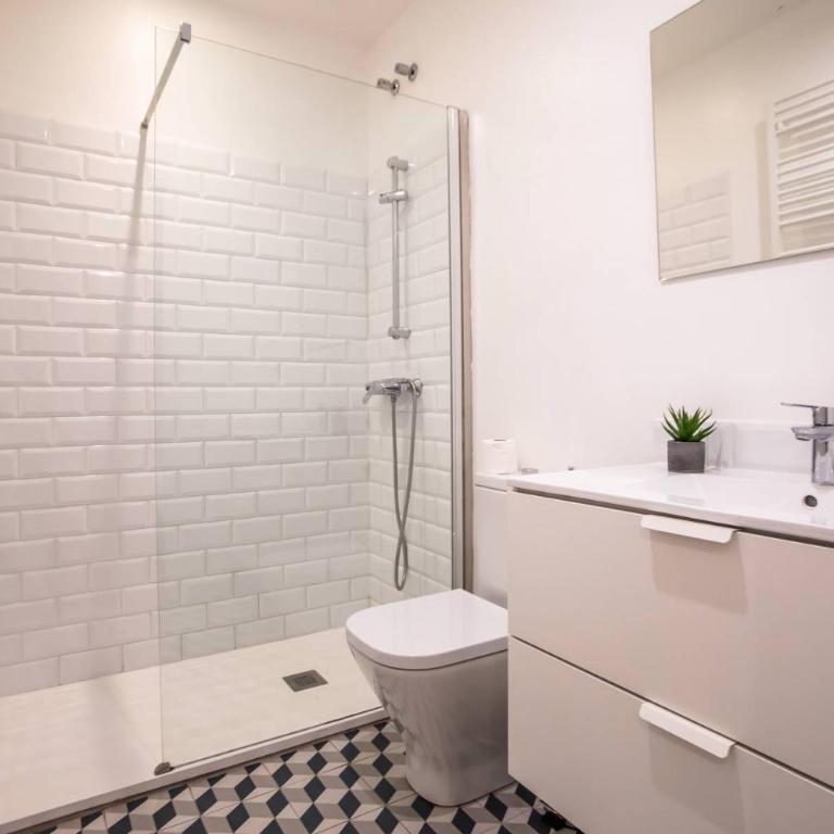 24mal1073-Marvellous 2BR flat near Sagrada Familia - Apartamento de 2 dormitorios - 13