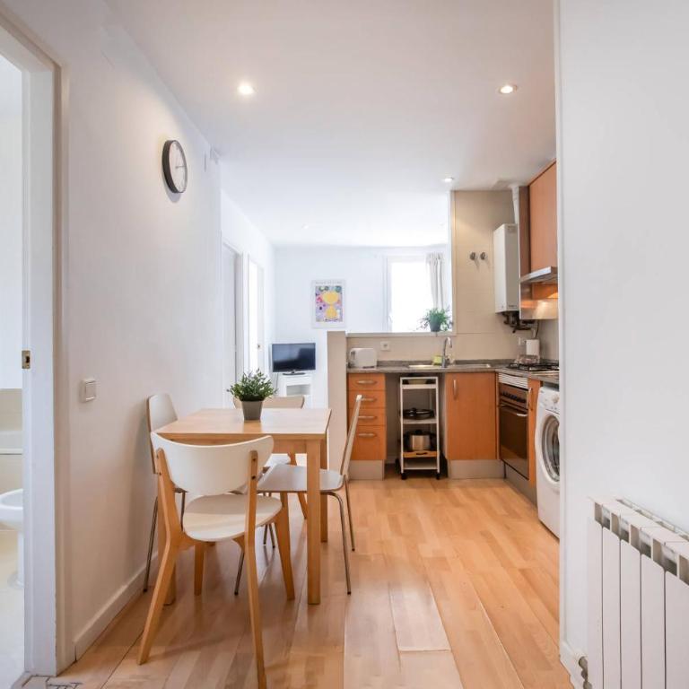 23PTBG1090 - Beautiful 2br Apartment near Sants - Apartment - 2