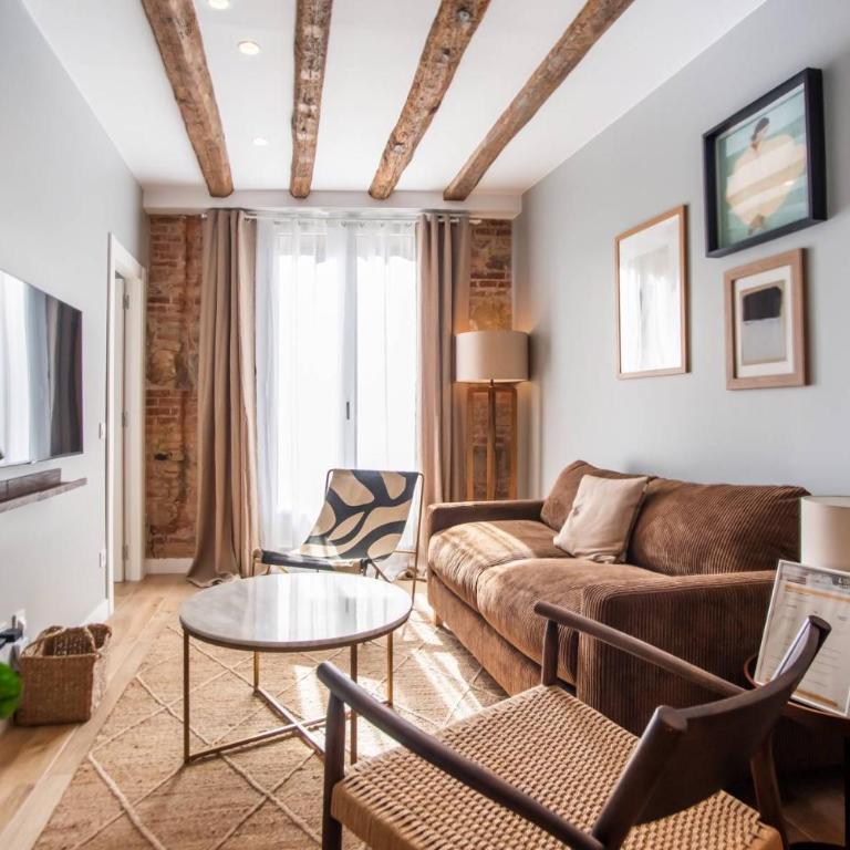 13MAL1077-Magnific 2br2bh flat in Sagrada Familia - Apartamento de 2 dormitorios - 1