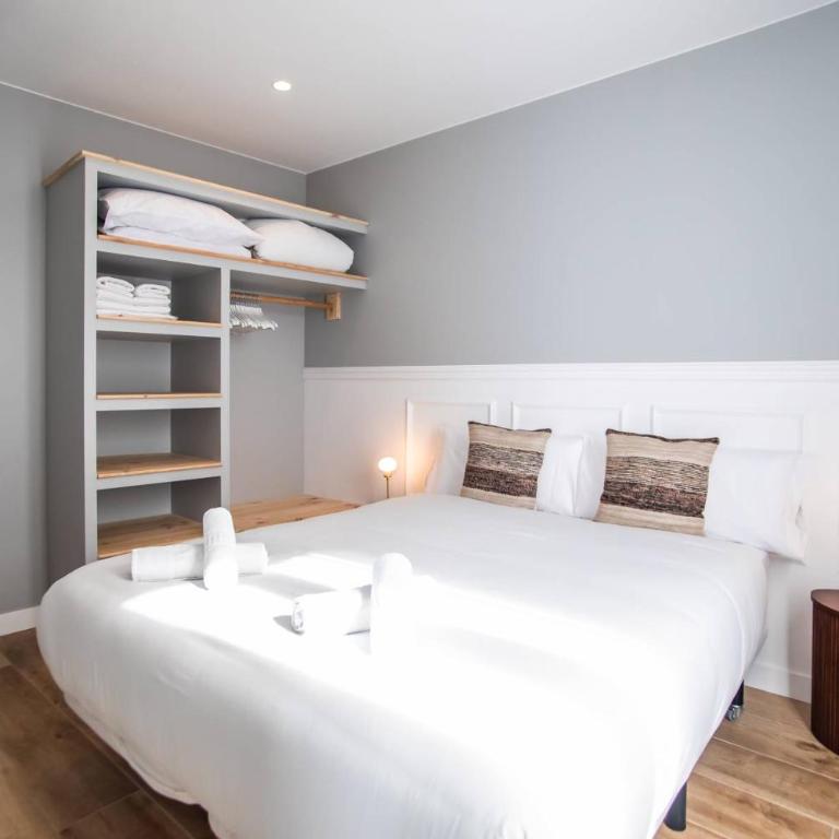 13MAL1077-Magnific 2br2bh flat in Sagrada Familia - Apartamento de 2 dormitorios - 11