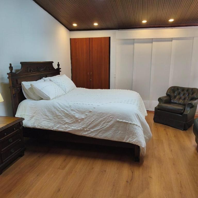 Furnished Luxury House Bogota - Casa con 1 dormitorio - 34