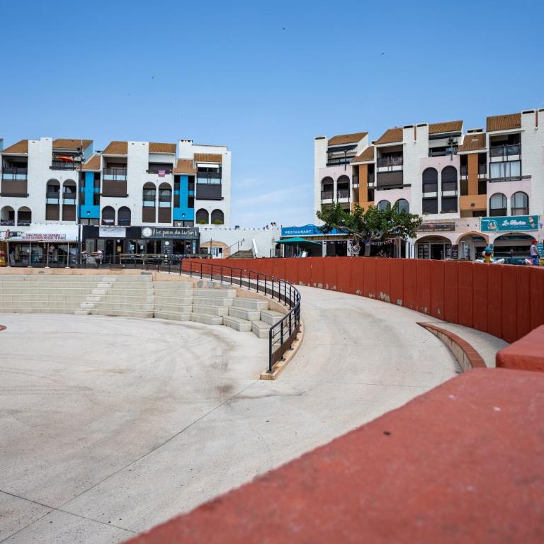 Cap Coudalère, Écrin du lac, triplex climatisé avec terrasses Le barcares - Three-Bedroom Apartment with Water View - 22