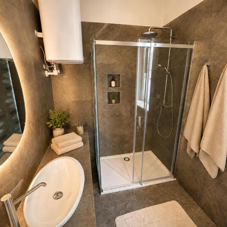 Book-A-Room Salzburg Apartment 33 - Apartment mit 2 Schlafzimmern - 3