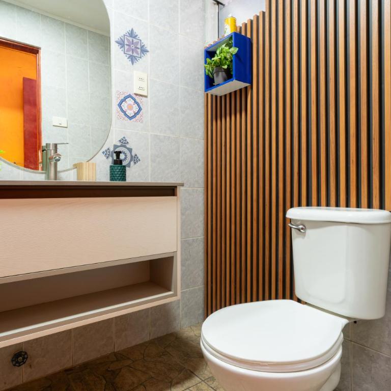 Hostal La Casa del Puente - Habitación Cuádruple con baño privado - 9