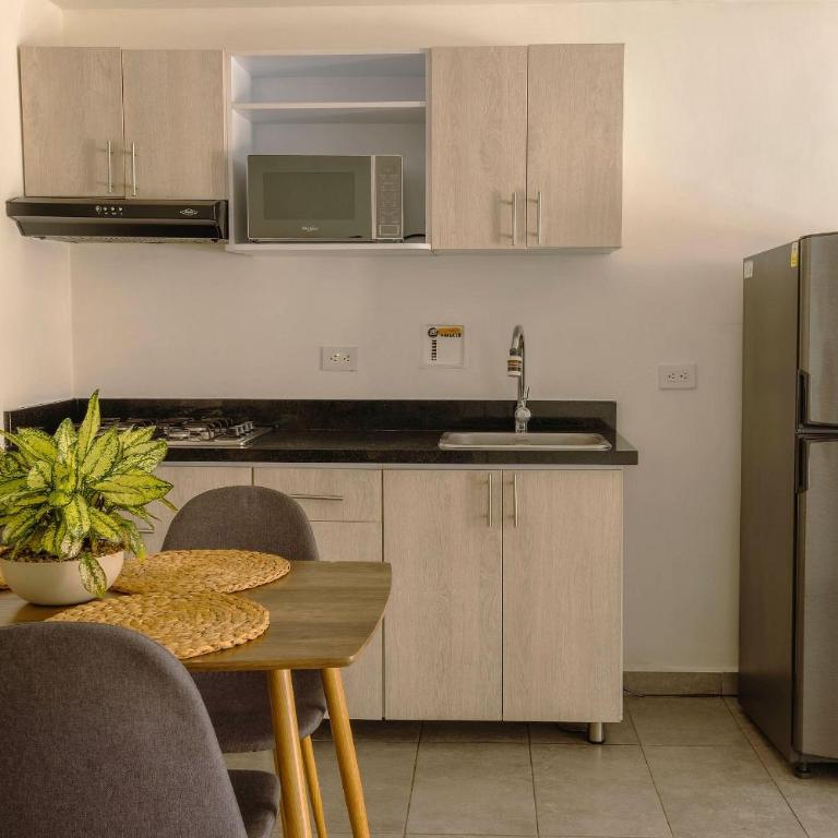 Tranvia 40 - Amoblados Velasquez - Apartamento con ducha - 20