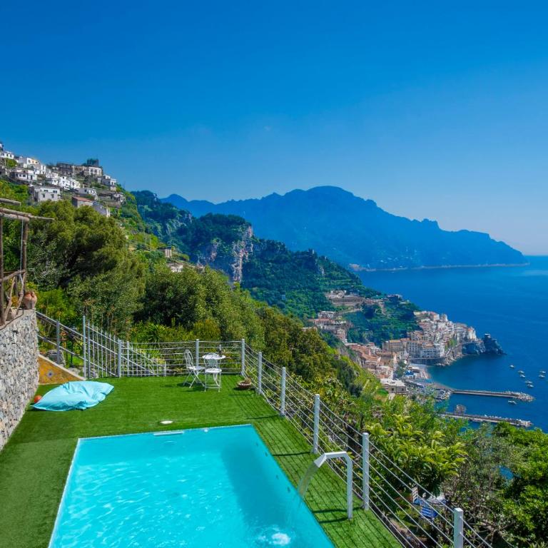 Exclusive Villa, private pool with Amalfi view 300 stairs from the road by Wonder Tour - Villa - 1
