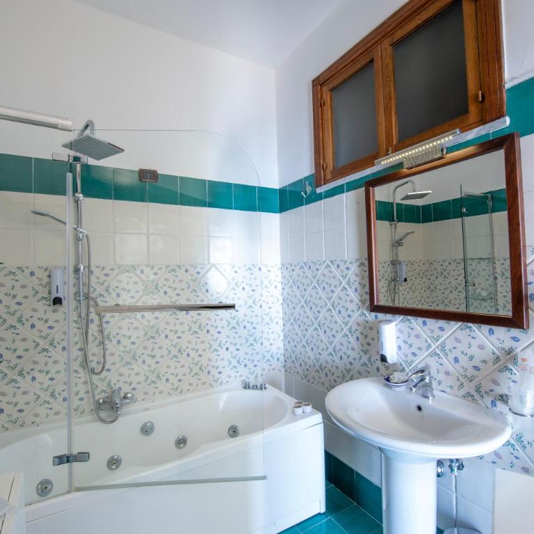 Exclusive Villa, private pool with Amalfi view 300 stairs from the road by Wonder Tour - Villa - 21