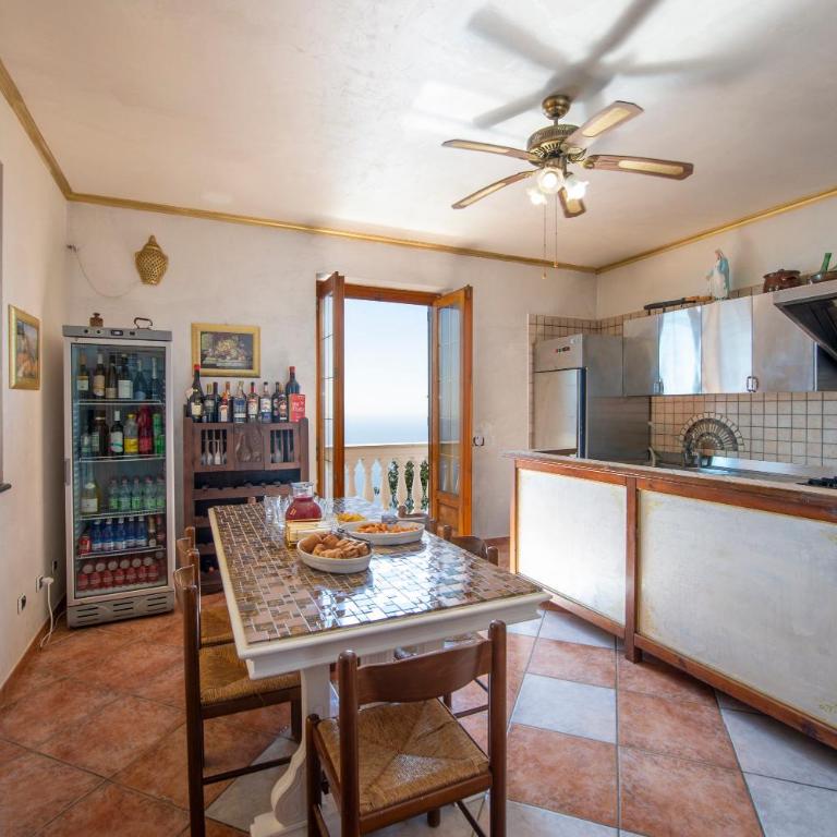 Exclusive Villa, private pool with Amalfi view 300 stairs from the road by Wonder Tour - Villa - 39