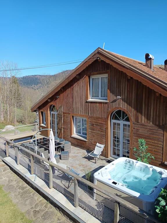 Charmant chalet 10 pers SPA 5 pers station ski 4 stars - Chalet - 17