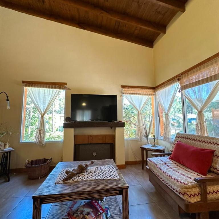 Casa amplia para 6 personas en Valeria del Mar - Three-Bedroom Home - 5