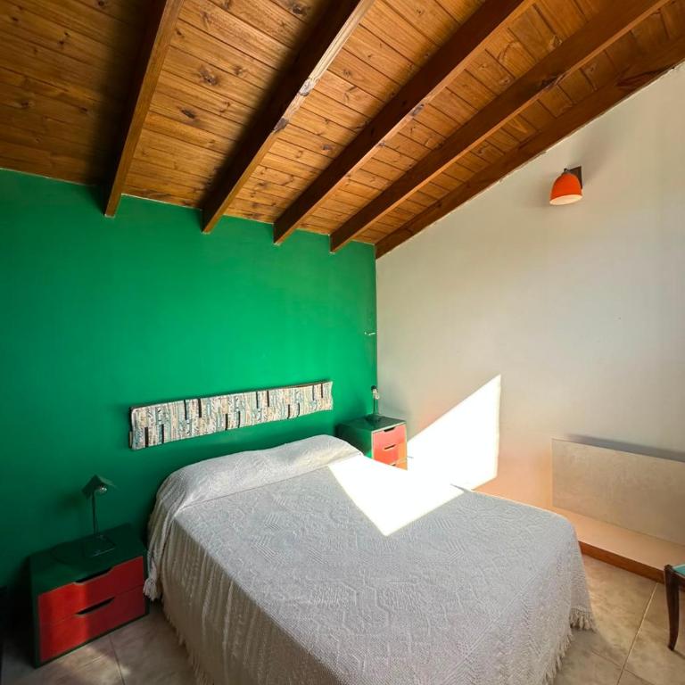 Casa amplia para 6 personas en Valeria del Mar - Three-Bedroom Home - 22