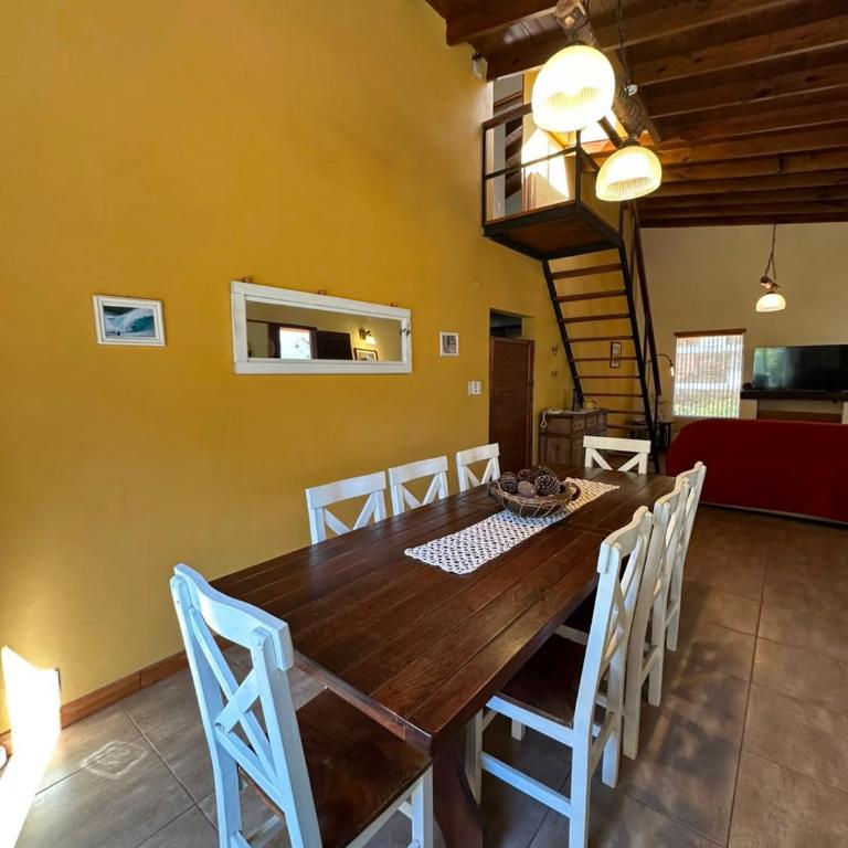 Casa amplia para 6 personas en Valeria del Mar - Three-Bedroom Home - 23