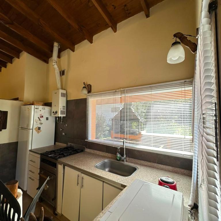 Casa amplia para 6 personas en Valeria del Mar - Three-Bedroom Home - 29