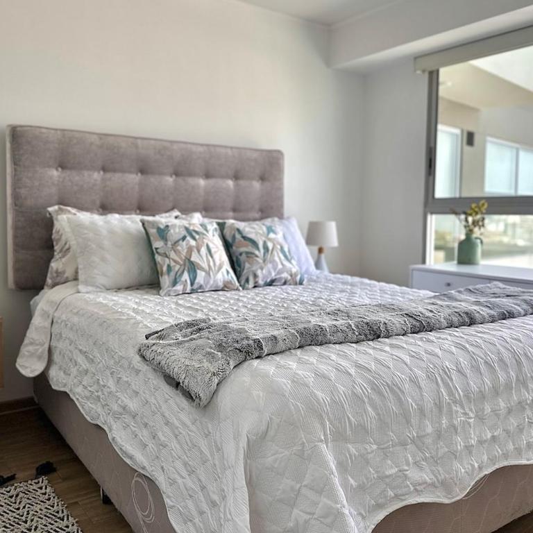Apartamento con piscina entre Larcomar y Puente Suspiros - Apartamento de 2 dormitorios - 3