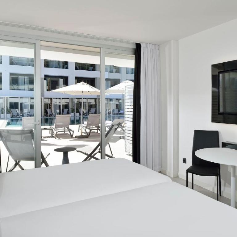 INNSiDE by Meliá Palma Bosque - The Innside Premium Room - Pool Solarium Access - 1