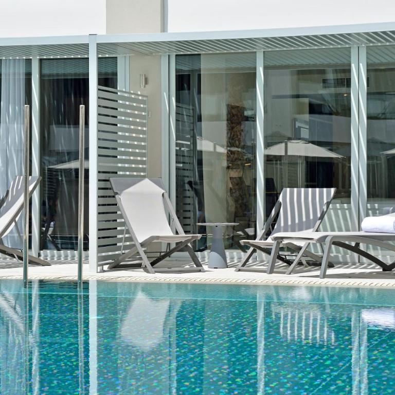 INNSiDE by Meliá Palma Bosque - Habitación Innside Premium con acceso directo a la piscina - 5