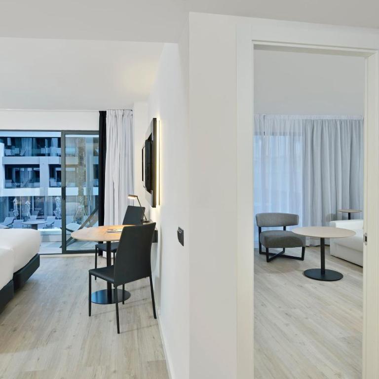 INNSiDE by Meliá Palma Bosque - The Townhouse - Pool View - 1