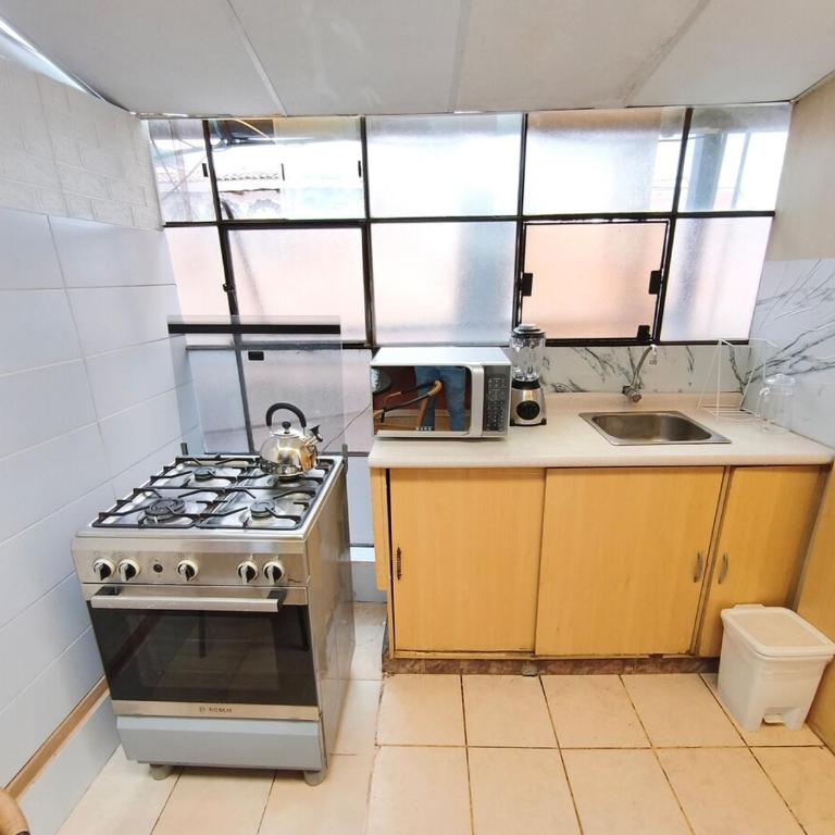 Mayu House Inn V a minutos de la plaza - Three-Bedroom Apartment - 13