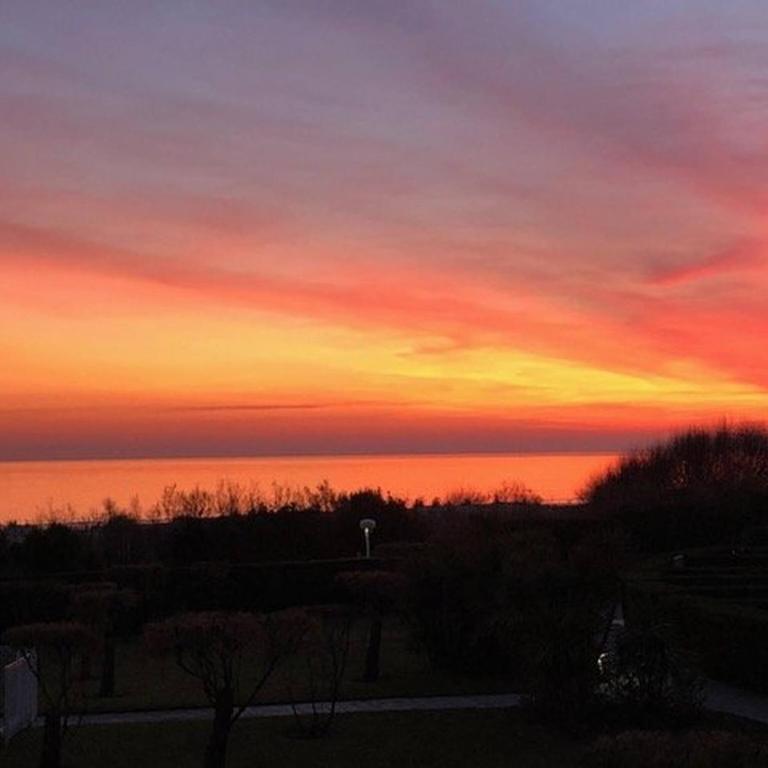 Au couchant, premiere ligne, t3 pour 6 N112 - Appartement 2 Chambres avec Terrasse et Vue sur la Mer - 1