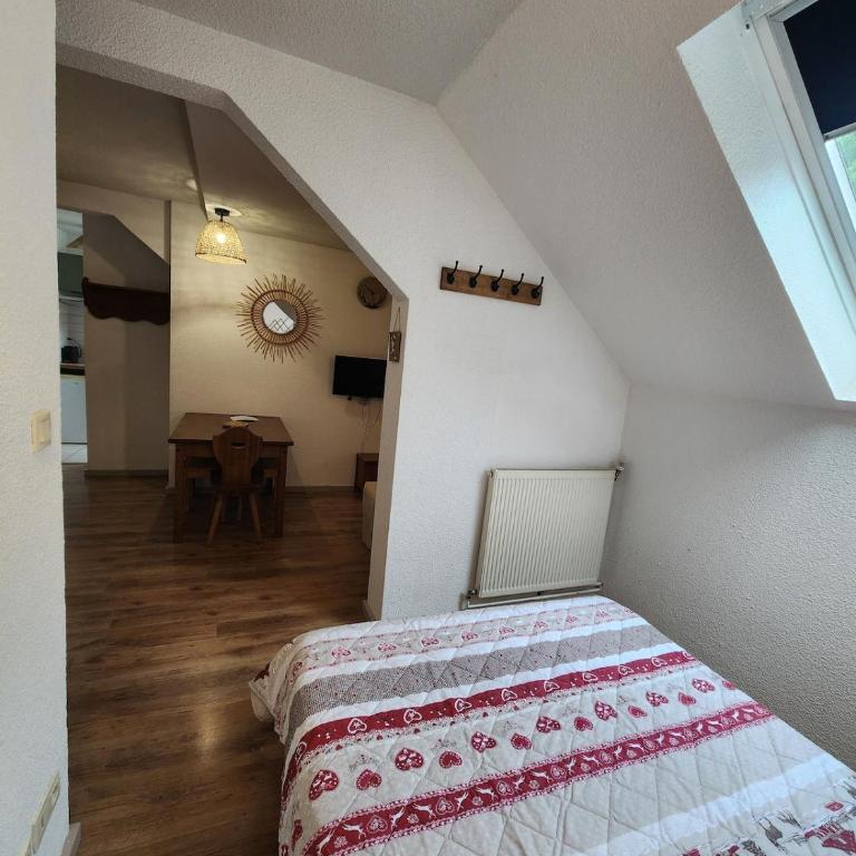 studio avec parking, piscine, proche télécabine - Studio - 22