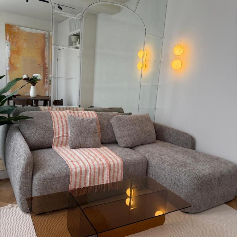 Chic Renovated apartment, Heart of Paris - Appartement 2 Chambres - 16
