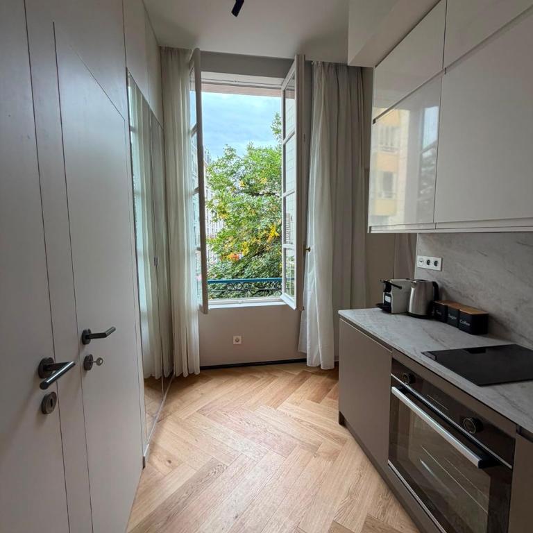 Chic Renovated apartment, Heart of Paris - Appartement 2 Chambres - 11