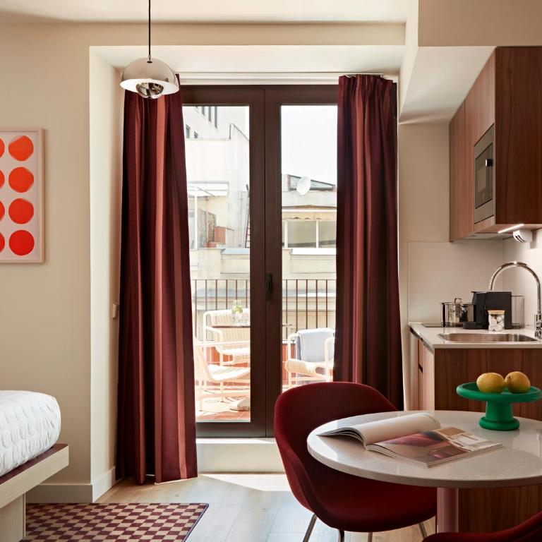 Numa Madrid Fuencarral - Medium Studio with Kitchenette and Terrace - 3